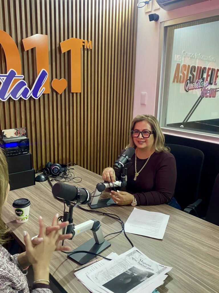 Laura Rodríguez Miranda en Así Sucede Querétaro hablando sobre Mujeres que hacen país y liderazgo femenino en México.